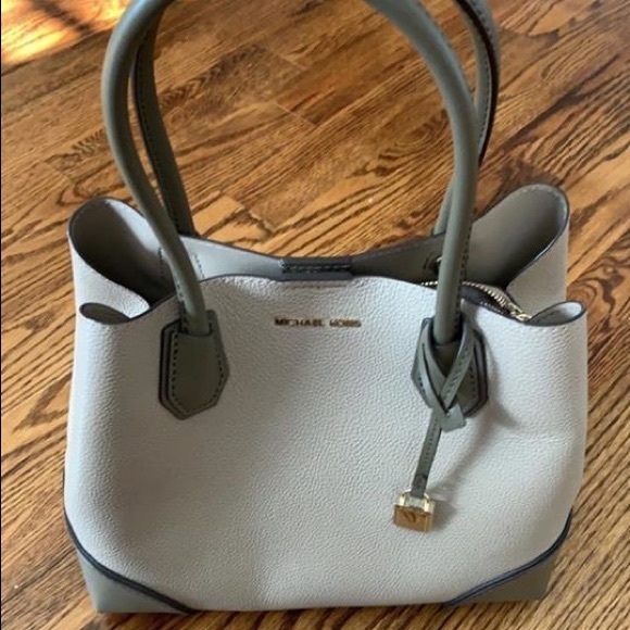 Michael Kors Mercer Gallery tote - Picture 2 of 2